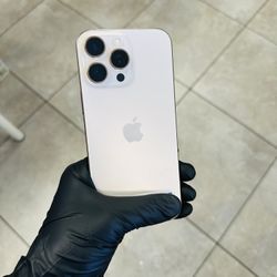 iPhone 16 Pro Max ATT / CRICKET 256GB (LIKE NEW)