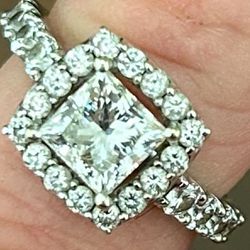 Stunning 2.5 Carat Diamond Ring!