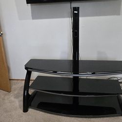 TV Stand/ Entertainment Center