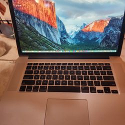 2015 Macbook Pro 15 In Loaded With Software