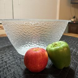 Hard Plastic Punch Bowls