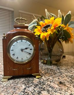 FRENCH ANTIQUE MANTLE CLOCK