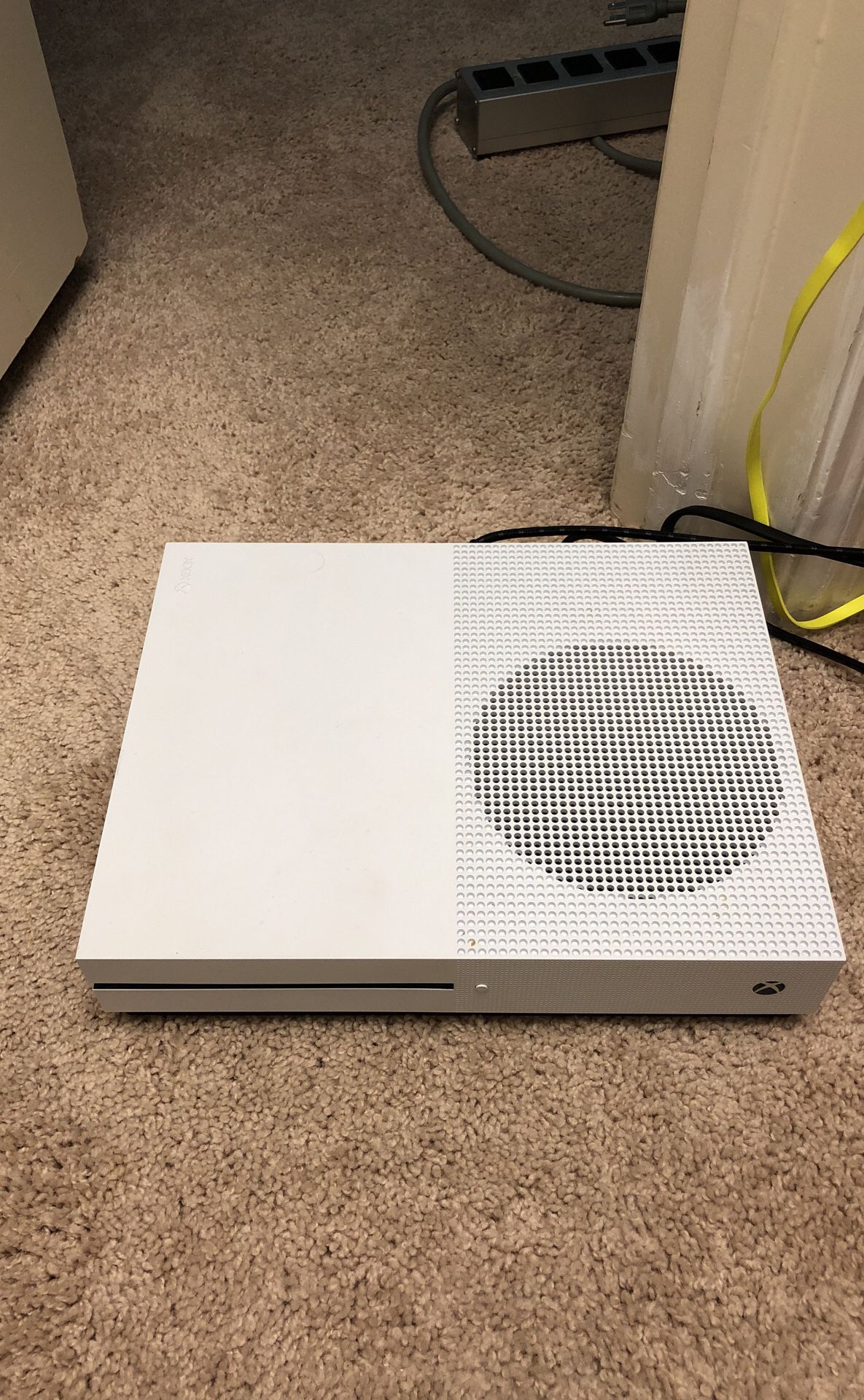 Xbox One S with controller and multiple games