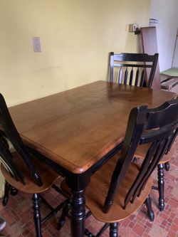 Kitchen table