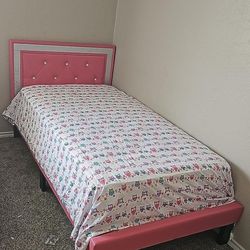 Brand New Twin Size Pink Leather Platform Bed Frame (New In Box) 