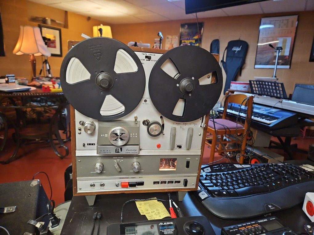 akai reel to reel tape recorder. not working