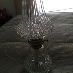 Crystal oil lamp