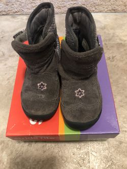 Stride rite boots size 7 kids