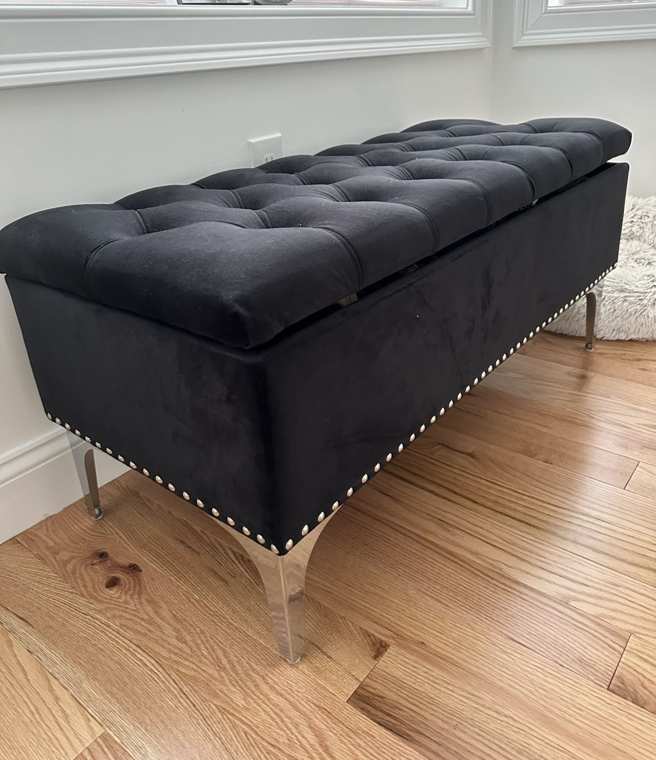 Bedroom Storage Ottoman/Bench