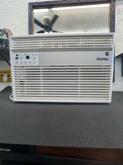 Darby air conditioner 6,000 BTU