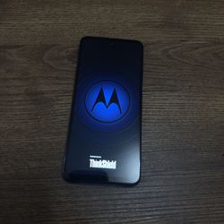 MoTo G Play Android phone