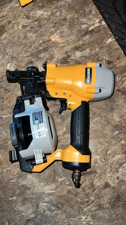 Bostitch BRN175 Bulldog 15 Degree 1-3/4 in. Coil Roofing Air Nailer