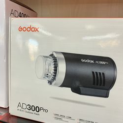 Godox AD300 Pro