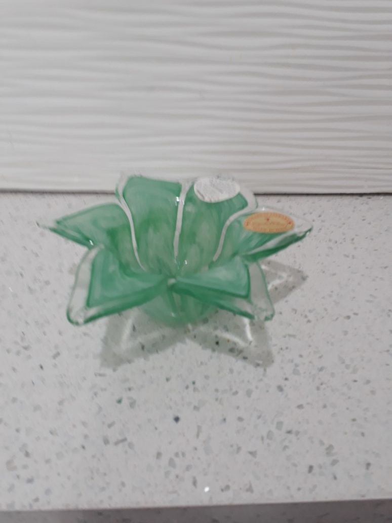 Brand new Murano flower shape candle holder 6 inches