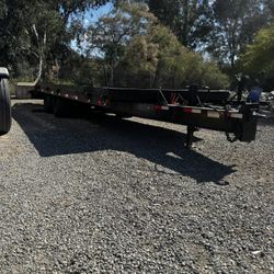 Trail king Equipment Trailer 