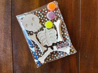 “You-Paint” Plaster Kits