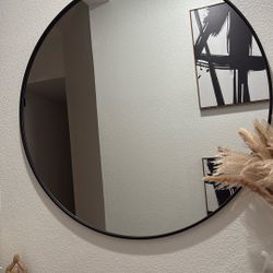 Round Mirror 