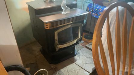 Pellet stove
