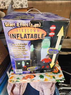 8FT HALLOWEEN INFLATABLE