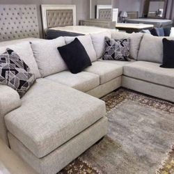 Megginson Storm Sectional Oversized Couch Brand New 