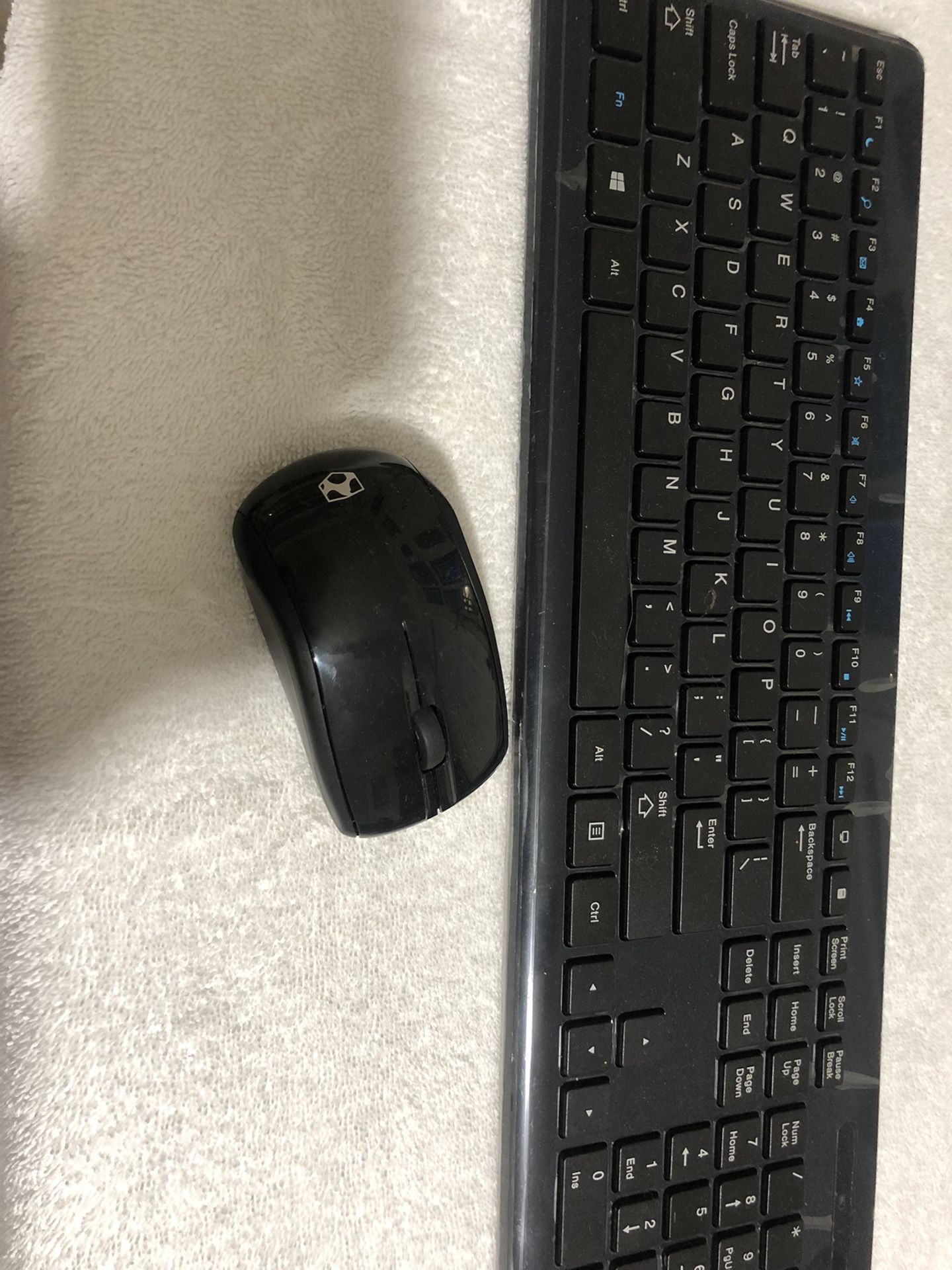 Keyboard With Wireless Mouse