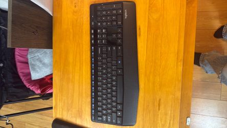 Logitech keyboard like new