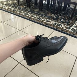 MENS DRESS SHOES SIZE 8.5