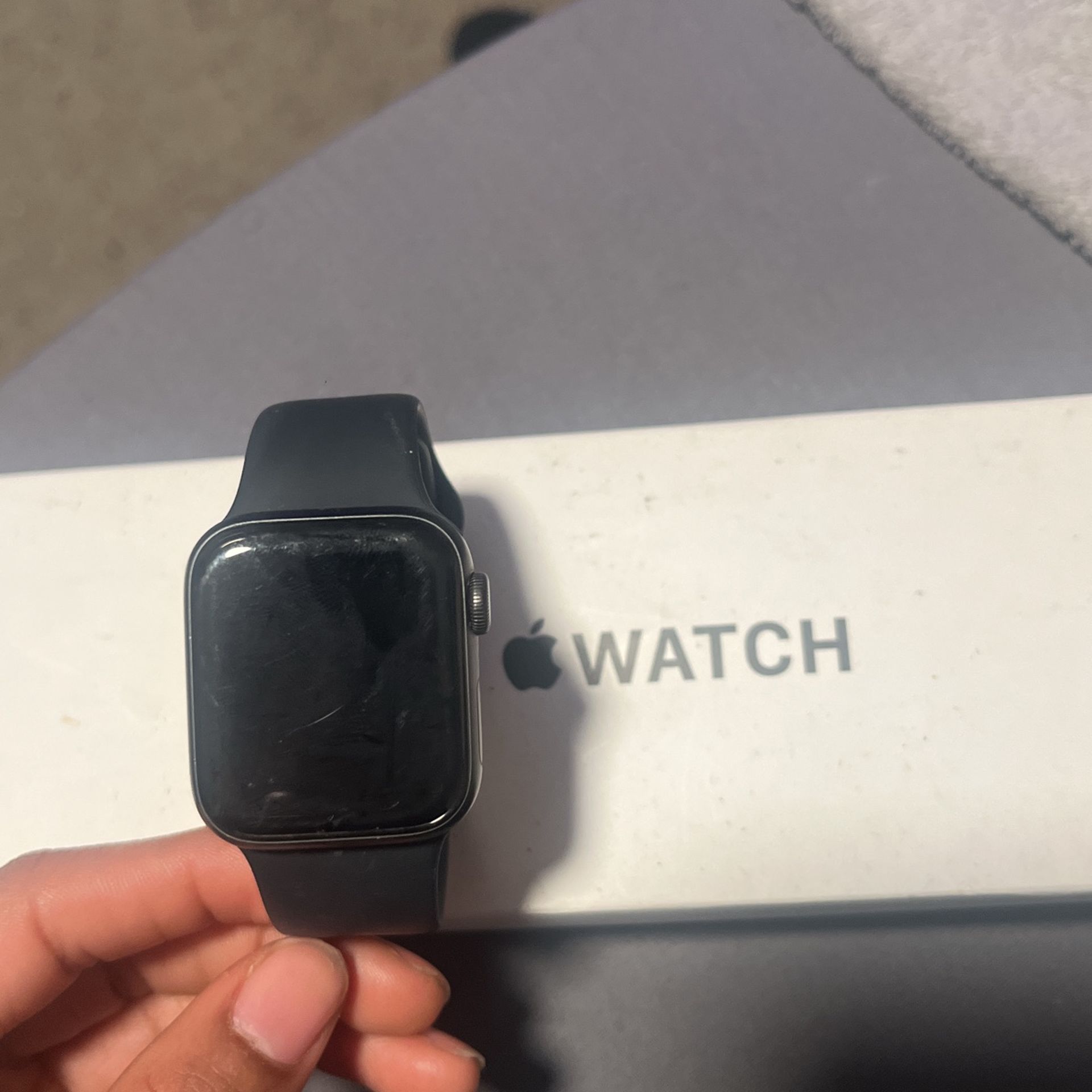Apple Watch SE