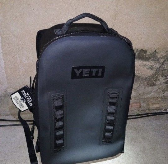 YETI PANGA 28 Waterproof Backpack (NEW w/ Tags) 
