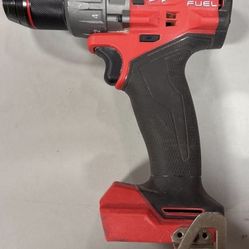 M18 FUEL 18V Lithium-Ion Brushless Cordless 1/2 in. Hammer Drill Driver Kit with Two 5.0 Ah Batteries and Hard Case