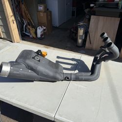 2018 Yamaha xsr900 stock exhaust excellent condition
