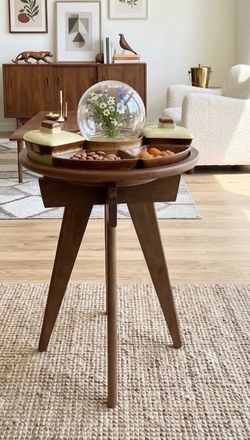 MCM rotating Snack table with ceramic that’s