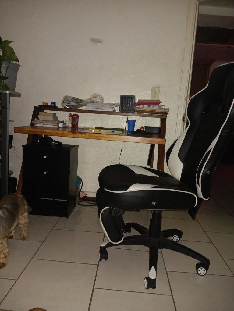 Desk And Chair