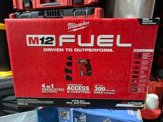 Milwaukee M12 FUEL 4-in-1 Installation Drill/Driver Kit