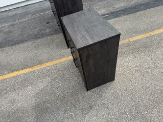 Ashely Brinxton Nightstand