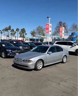 2003 BMW 525i
