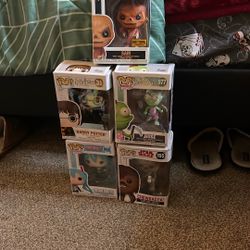 FUNKO COLLECTION 