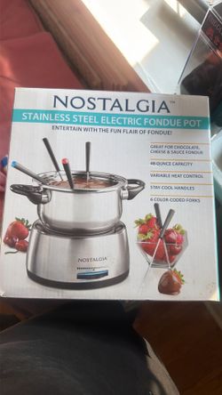 Brand new inbox fondue pot