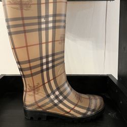Burberry Rain Boots 