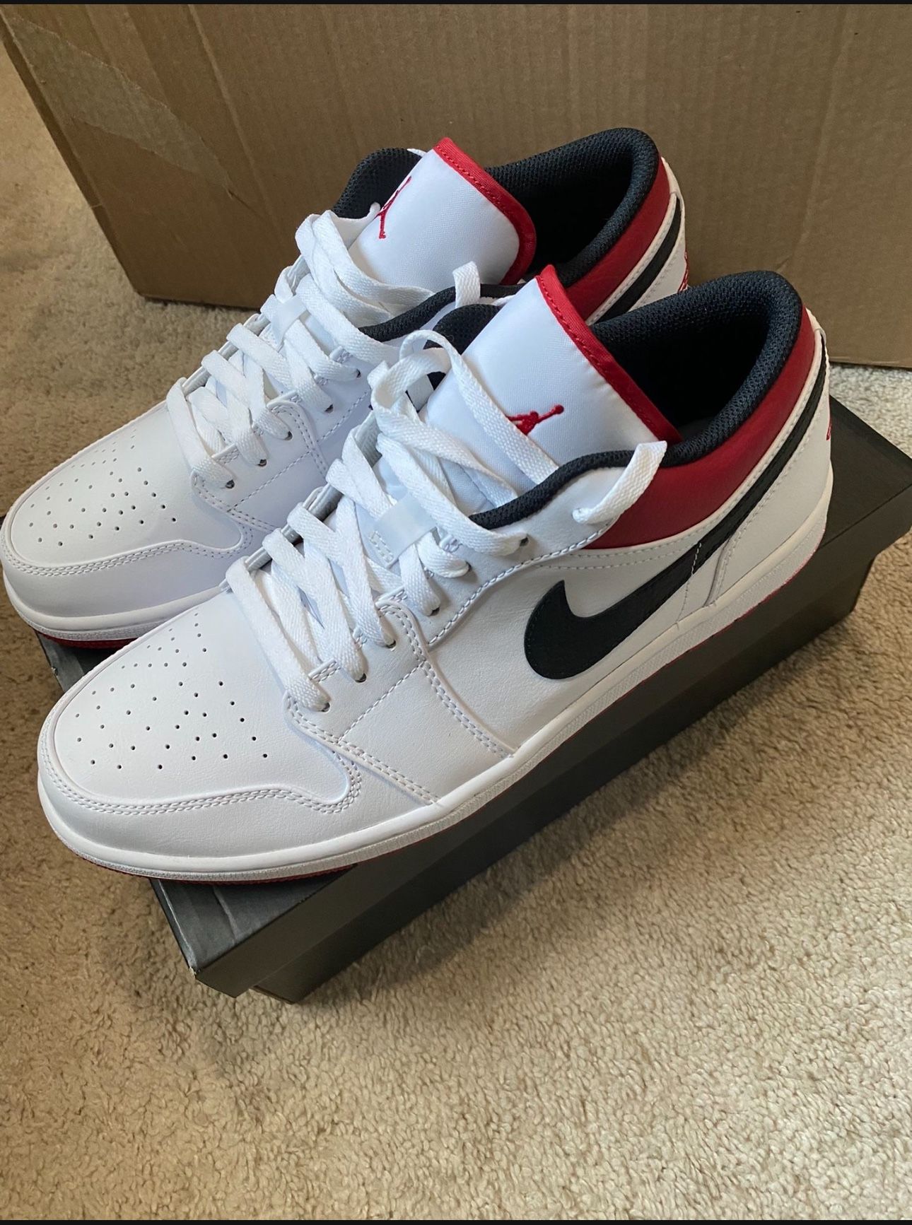 Jordan 1 Low White University Red Black Size 12.5M