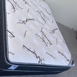 Full Size New Royal Touch Memory Foam Pillow Top Mattress And Box Spring 