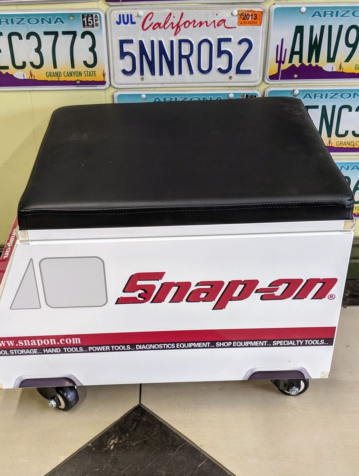 Snap on rolling storage/seat for Sale in Maricopa, AZ OfferUp
