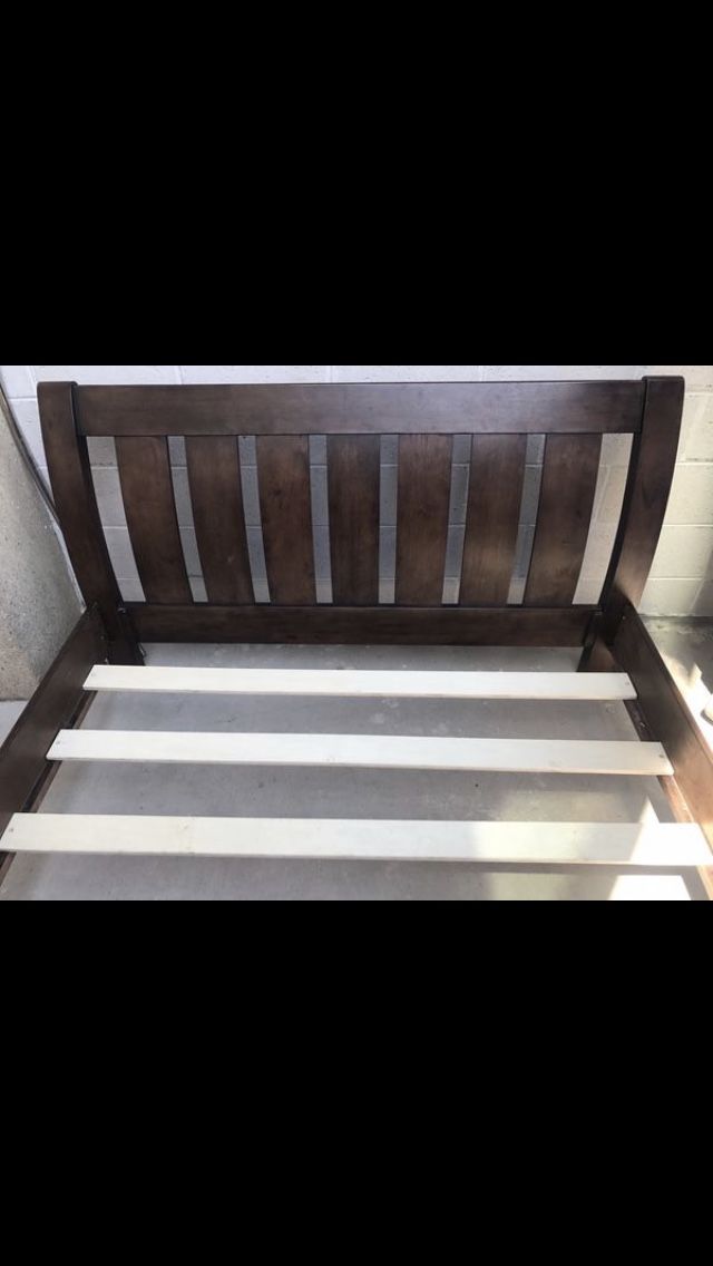 NICE REAL WOOD BED FRAME QUEEN SIZE. $100