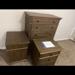 BEDROOM FURNITURE SET