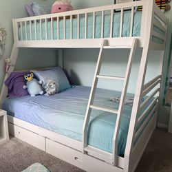 CHILDREN’S BEDROOM FURNITURE SET – MOVING SALE