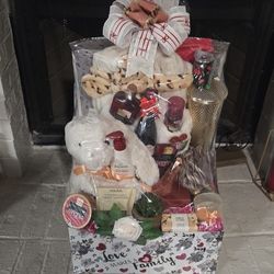 Valentines Day Gift Baskets 
