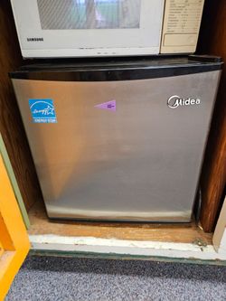 Microwave and Fridge combo