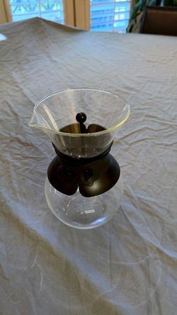 Bodum Pour Over Coffee Maker 34 oz with Permanent Filter