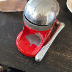 Juice O Mat Vintage Juicer 