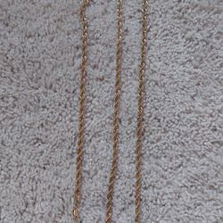 Elegant golden shiny
23" Rope Chain Necklace + Bracelet
Long Victorian